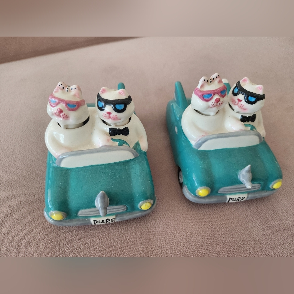 Vintage Cat Salt and Pepper Shakers in Teal Car